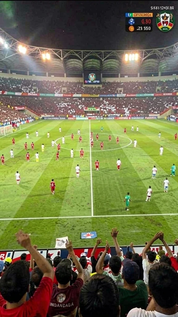 Skor tinggi yang menunjukkan kompetisi antara pemain.